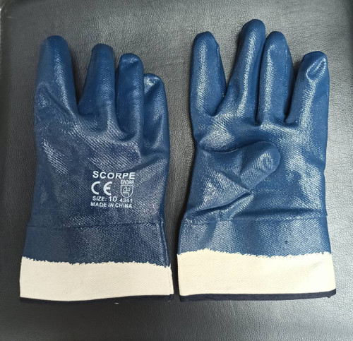 دستکش ایمنی شرکت نفتی